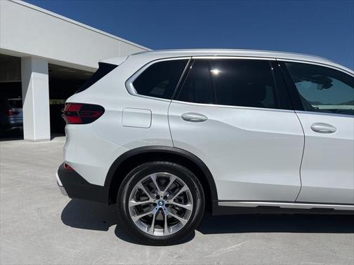 2025 BMW X5 PHEV xDrive50e