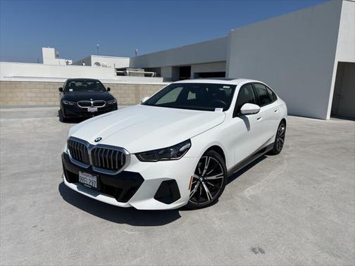 2024 BMW 530 i