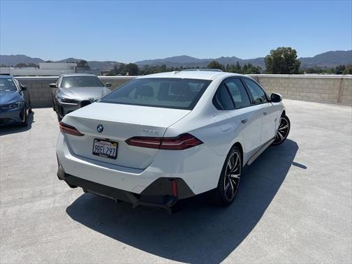 2024 BMW 530 i
