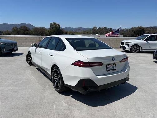 2024 BMW 530 i