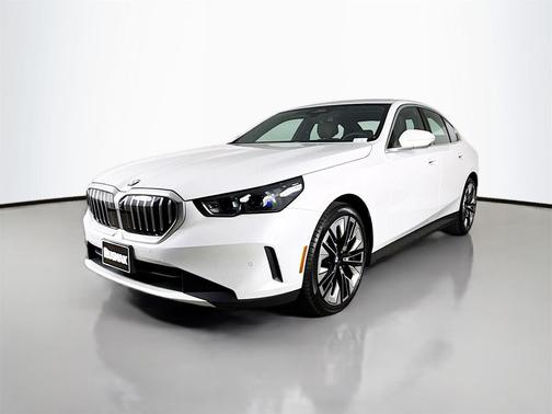2025 BMW 530 530i