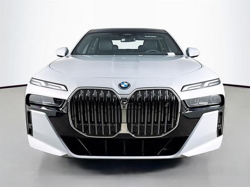 2025 BMW i7 eDrive50