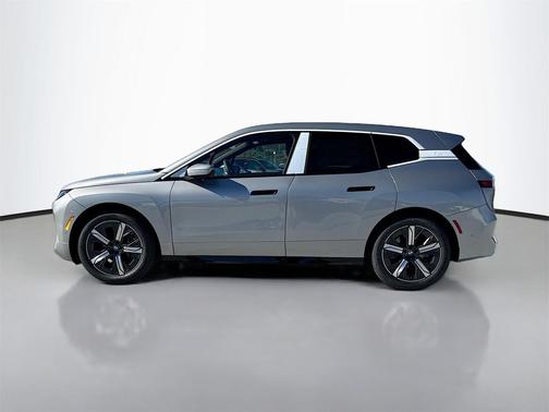 2026 BMW iX xDrive45