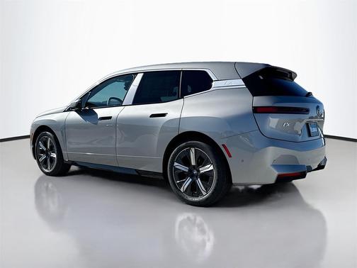 2026 BMW iX xDrive45