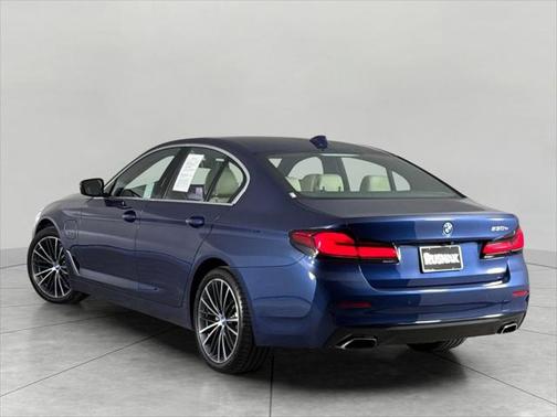 2022 BMW 530e Base