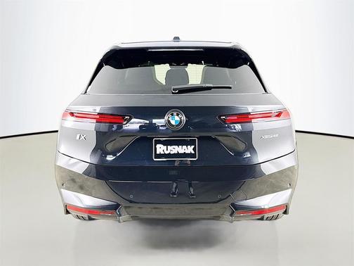 2026 BMW iX xDrive45