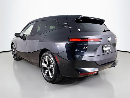 2026 BMW iX xDrive45