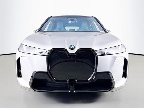 2026 BMW iX xDrive60