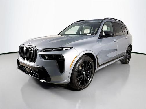 2024 BMW X7 M60i