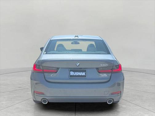 2025 BMW 330 i