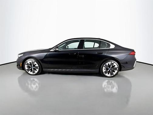 2025 BMW i5 eDrive40