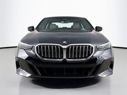2026 BMW 530 530i