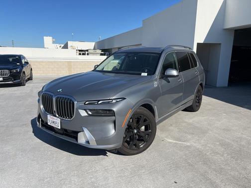 2024 BMW X7 xDrive40i