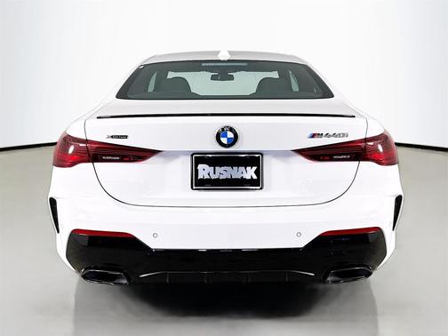 2026 BMW M440 i xDrive