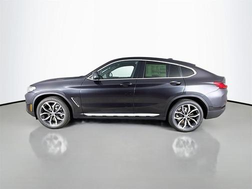 2025 BMW X4 xDrive30i