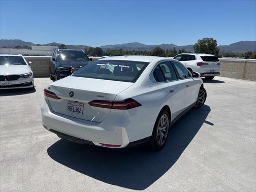 2024 BMW i5 eDrive40
