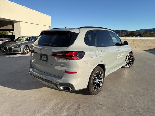 2024 BMW X5 PHEV xDrive50e