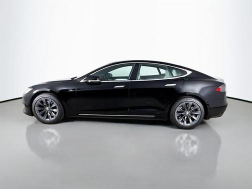 2020 Tesla Model S Long Range