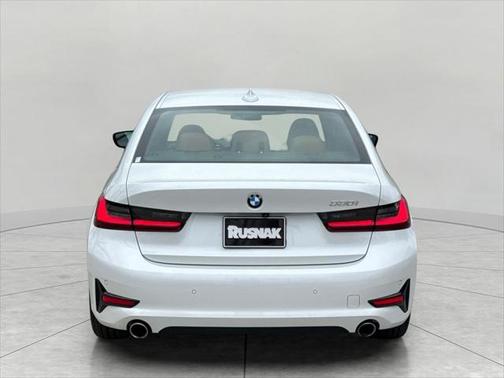 2022 BMW 330 330i