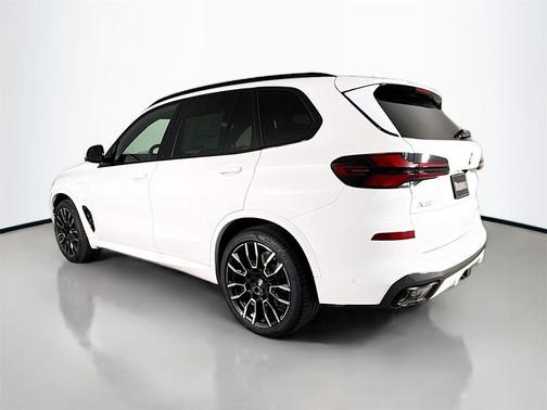 2026 BMW X5 PHEV xDrive50e