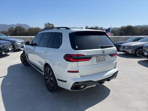 2023 BMW X7 xDrive40i