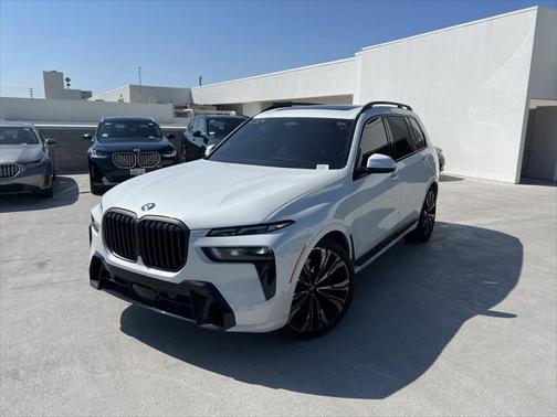2023 BMW X7 xDrive40i