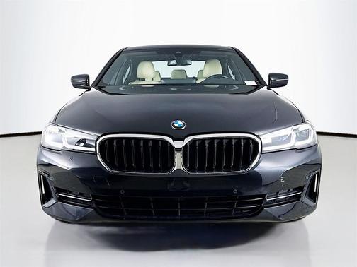 2023 BMW 530 i