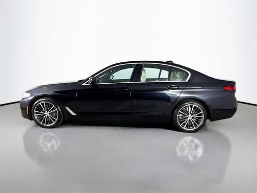 2023 BMW 530 i