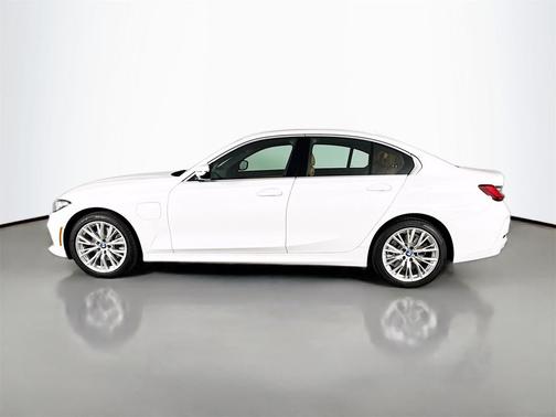 2024 BMW 330e 330e iPerformance
