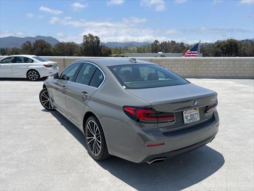 2022 BMW 530e Base