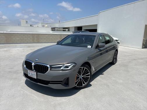 2022 BMW 530e Base