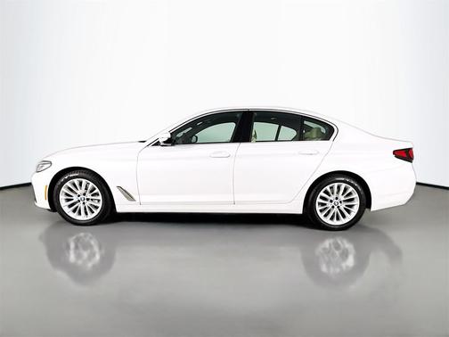 2023 BMW 530 i