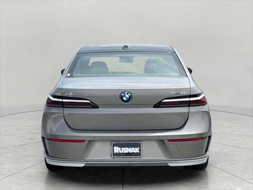 2024 BMW i7 eDrive50