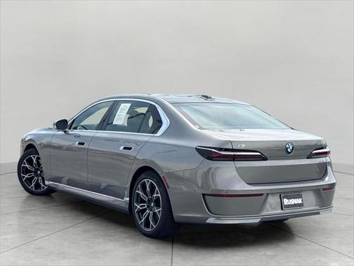 2024 BMW i7 eDrive50