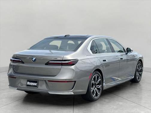 2024 BMW i7 eDrive50