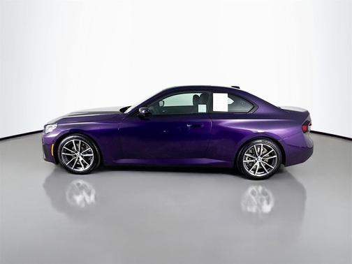 2025 BMW 230 i