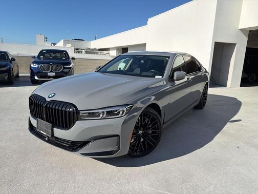 2021 BMW 750 i xDrive