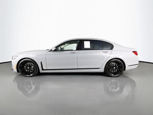 2021 BMW 750 i xDrive