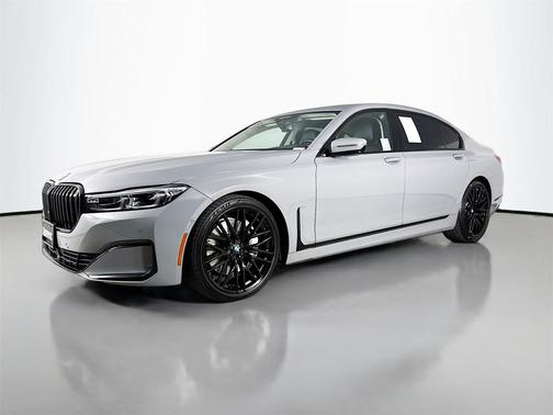 2021 BMW 750 i xDrive