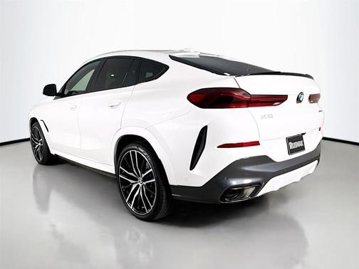 2024 BMW X6 xDrive40i