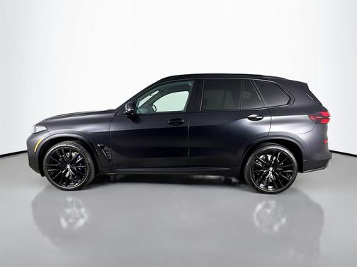 2025 BMW X5 M60i