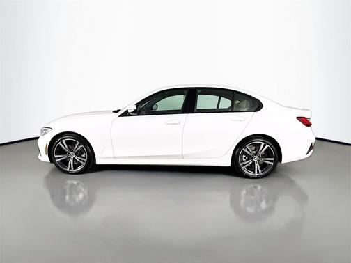 2022 BMW 330 330i