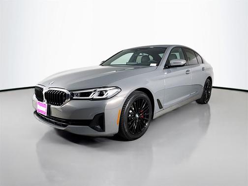 2022 BMW 530 i