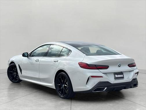 2022 BMW 840 i