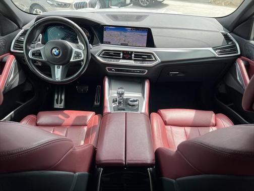 2022 BMW X6 xDrive40i