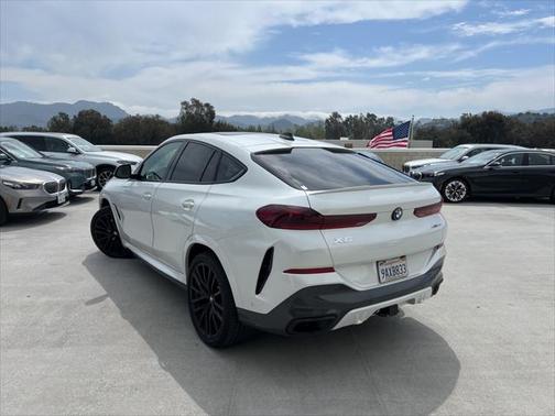 2022 BMW X6 xDrive40i