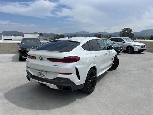 2022 BMW X6 xDrive40i
