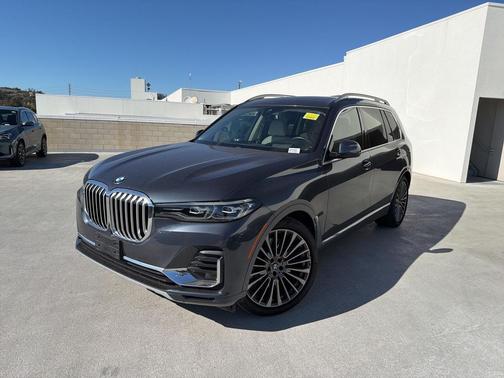 2022 BMW X7 xDrive40i