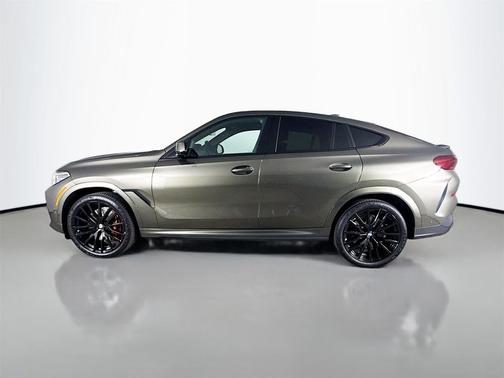 2022 BMW X6 M50i
