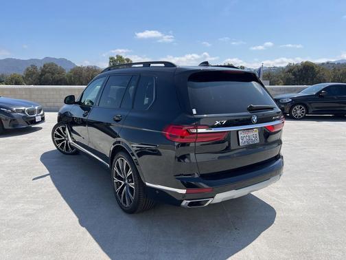 2022 BMW X7 xDrive40i